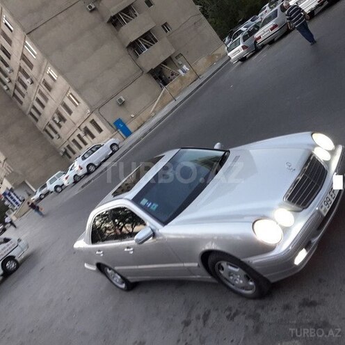 Mercedes E 220 2000, 350,000 km - 2.2 l - Bakı