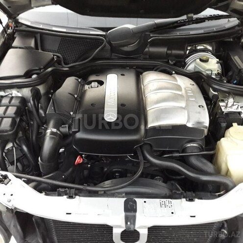 Mercedes E 220 2000, 350,000 km - 2.2 l - Bakı