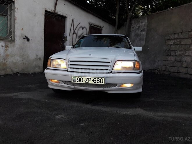 Mercedes C 230 1996, 320,000 km - 2.3 l - Bakı