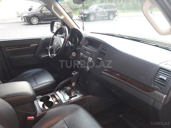 Mitsubishi Pajero 2013, 156,000 km - 3.8 l - Bakı
