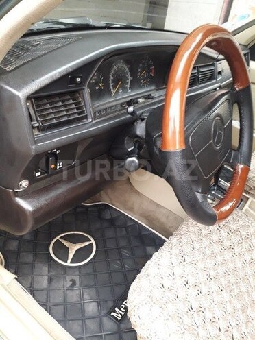 Mercedes 190 1993, 200,000 km - 2.3 л - Bakı