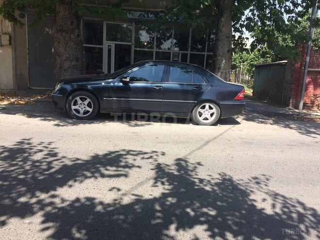 Mercedes C 200 2001, 12,100 km - 0.2 l - Gəncə