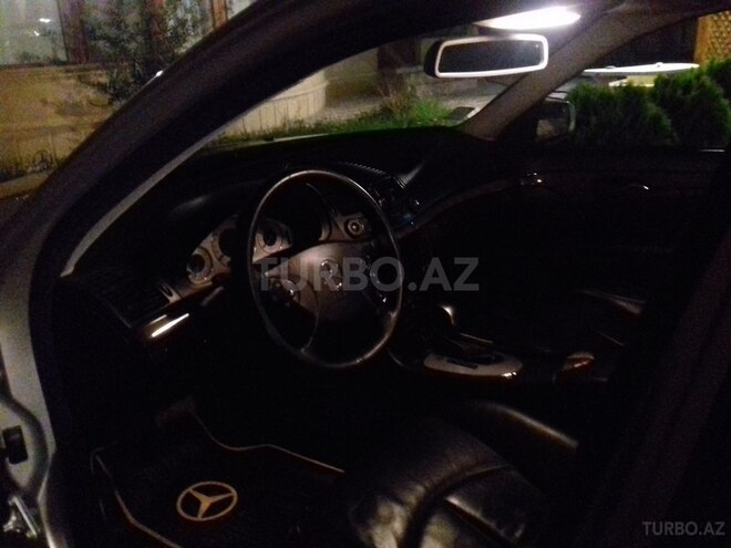 Mercedes E 240 2002, 250,000 km - 2.6 л - Gəncə