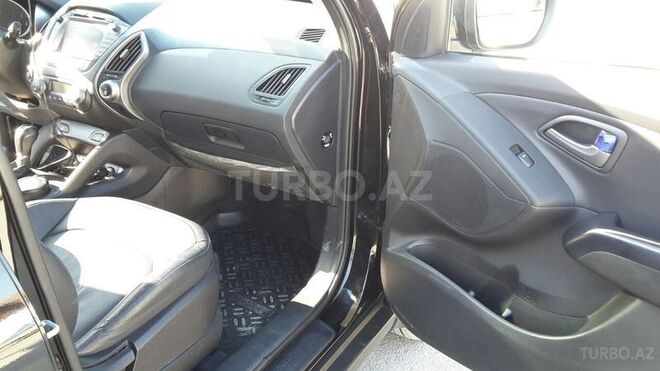 Hyundai ix35 2015, 19,000 km - 2.4 l - Ucar