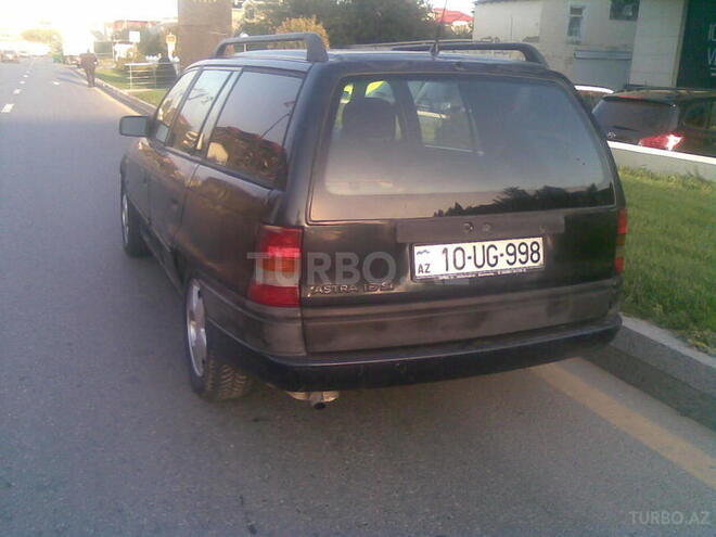 Opel Astra 1994, 360,000 km - 1.6 l - Bakı