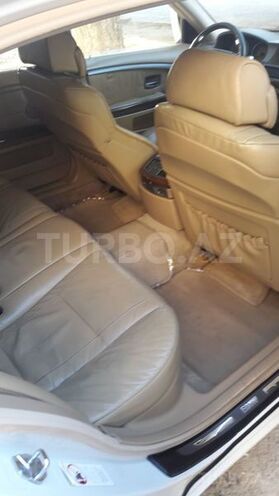 BMW 735 2004, 237,000 km - 3.6 l - Bakı