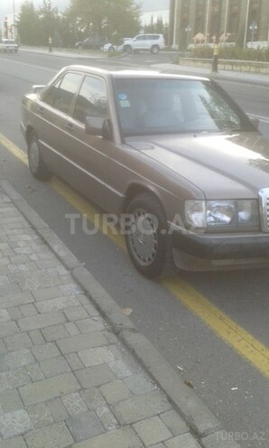 Mercedes 190 1989, 4,407,000 km - 1.9 л - Qəbələ