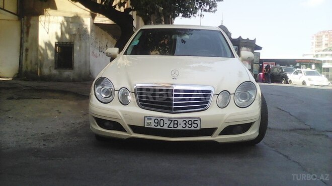 Mercedes E 200 2009, 200,000 km - 2.1 л - Bakı