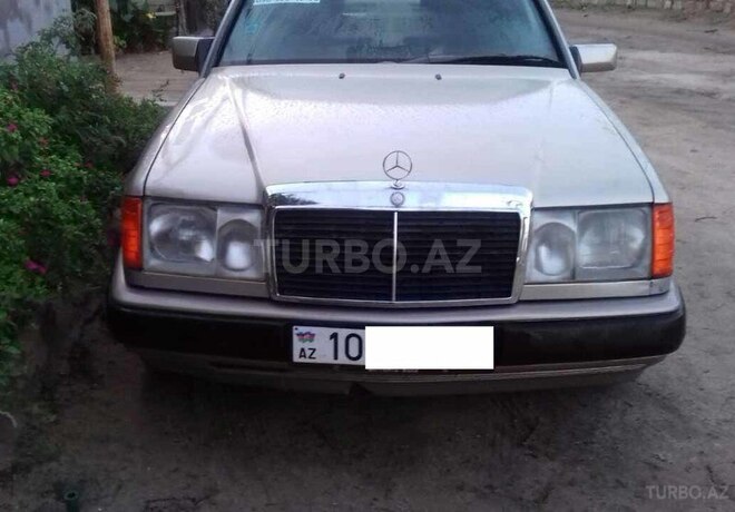 Mercedes E 300 1987, 268,000 km - 0.2 l - Bakı
