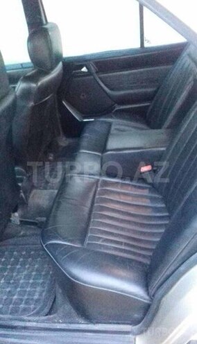 Mercedes E 300 1987, 268,000 km - 0.2 l - Bakı