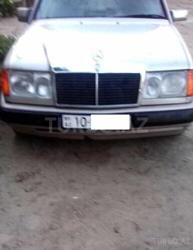 Mercedes E 300 1987, 268,000 km - 0.2 l - Bakı