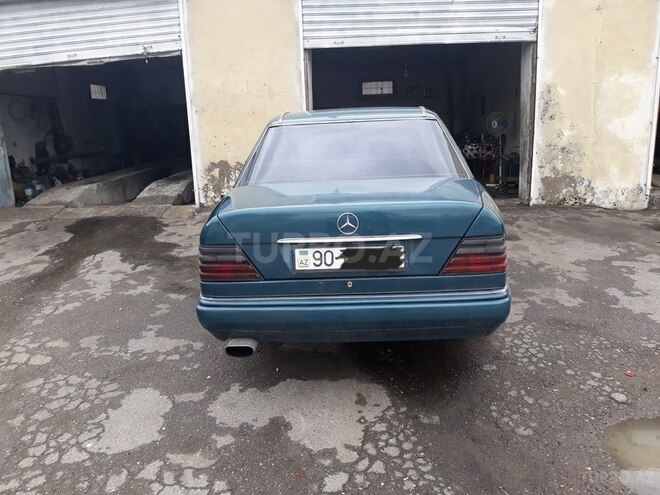 Mercedes E 200 1993, 470,000 km - 2.0 л - Bakı