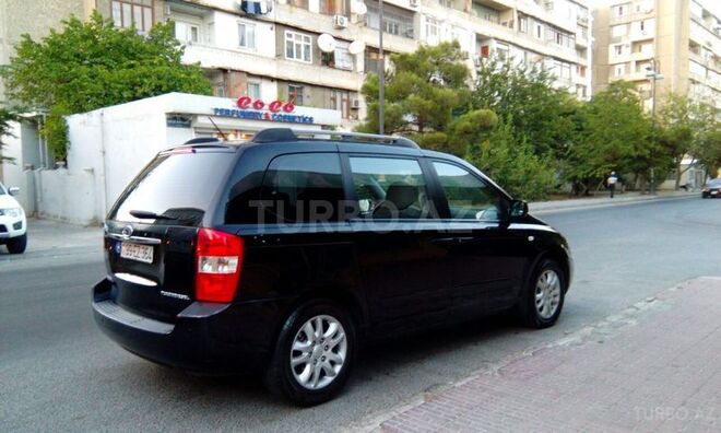Kia Carnival 2006, 215,400 km - 2.9 l - Bakı