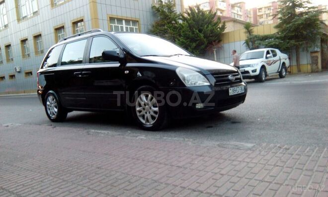 Kia Carnival 2006, 215,400 km - 2.9 l - Bakı