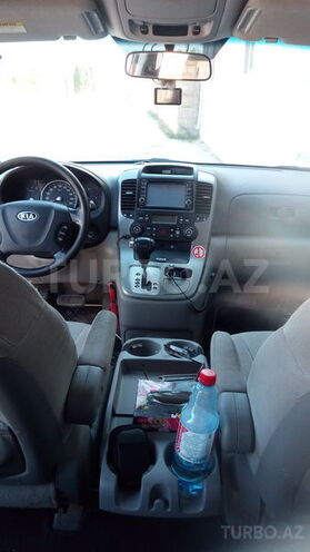 Kia Carnival 2006, 215,400 km - 2.9 l - Bakı