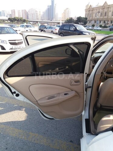 Nissan Sunny 2009, 160,000 km - 1.3 l - Bakı