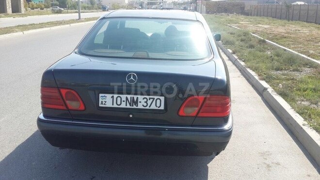 Mercedes E 230 1996, 348,000 km - 2.3 l - Sumqayıt