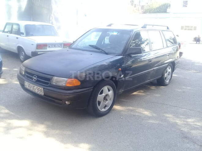 Opel Astra 1994, 340,000 km - 1.6 l - Bakı