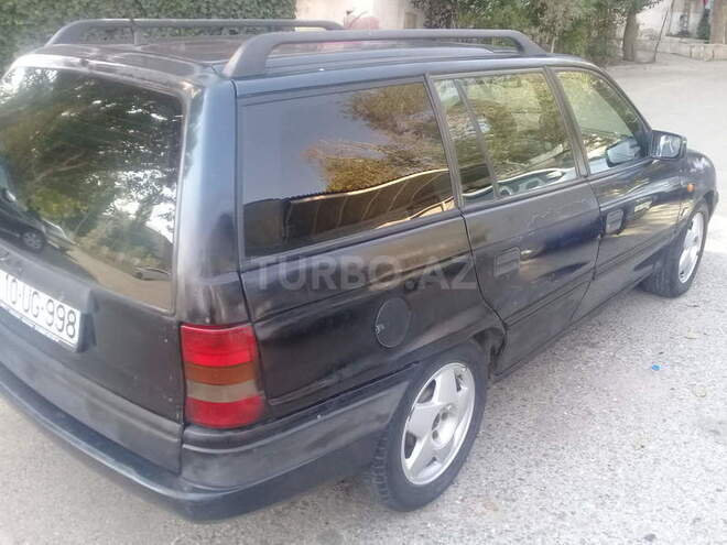 Opel Astra 1994, 340,000 km - 1.6 l - Bakı