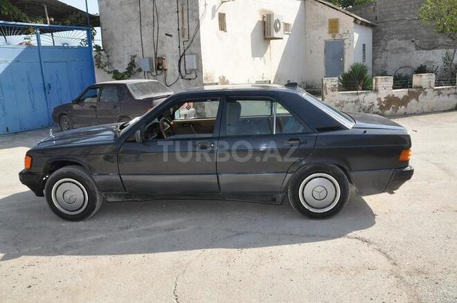 Mercedes 190 1993, 212,000 km - 2.2 л - Bakı