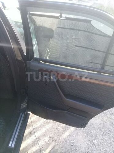 Mercedes C 200 1995, 329,565 km - 2.0 л - Bakı