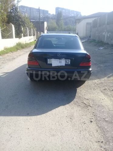Mercedes C 200 1995, 329,565 km - 2.0 л - Bakı