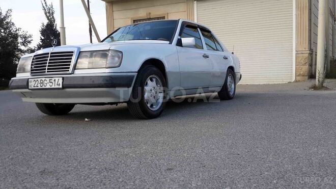 Mercedes E 200 1991, 473,000 km - 2.0 l - Bakı