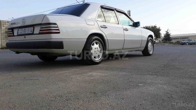 Mercedes E 200 1991, 473,000 km - 2.0 l - Bakı