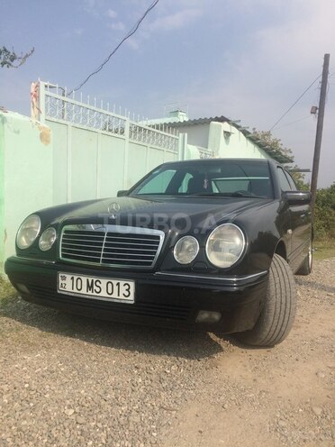 Mercedes E 280 1997, 285,300 km - 2.8 l - Qazax