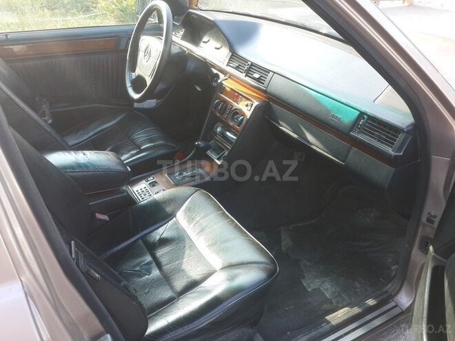 Mercedes E 280 1993, 520,000 km - 2.8 l - Bakı
