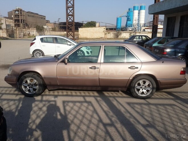 Mercedes E 280 1993, 520,000 km - 2.8 l - Bakı