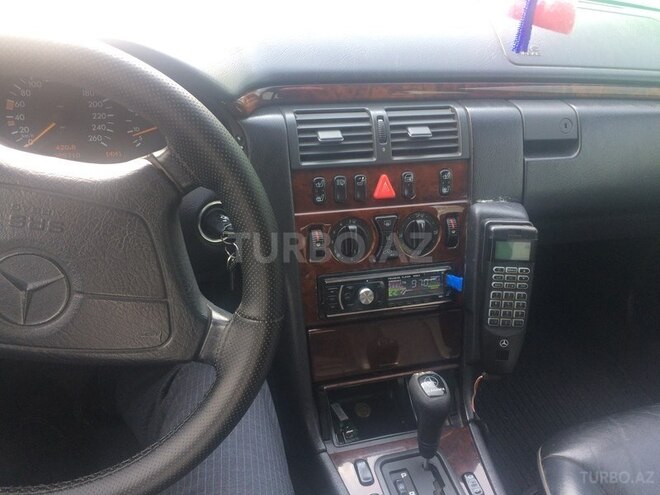 Mercedes E 280 1997, 285,300 km - 2.8 l - Qazax