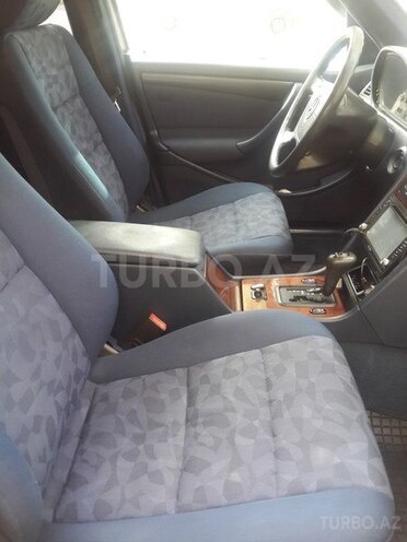 Mercedes C 240 1998, 374,000 km - 2.4 l - İsmayıllı