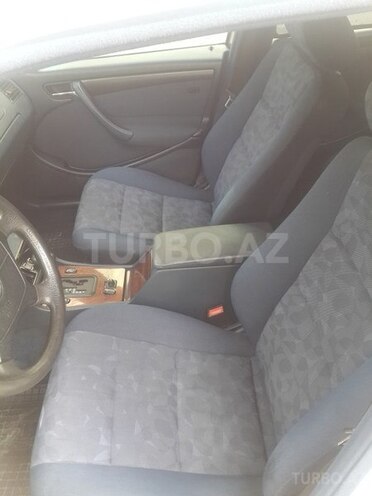 Mercedes C 240 1998, 374,000 km - 2.4 l - İsmayıllı