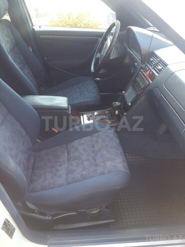 Mercedes C 240 1998, 374,000 km - 2.4 l - İsmayıllı