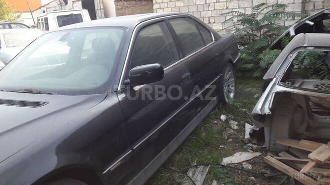 BMW 735 1996, 200,000 km - 3.5 l - Bakı