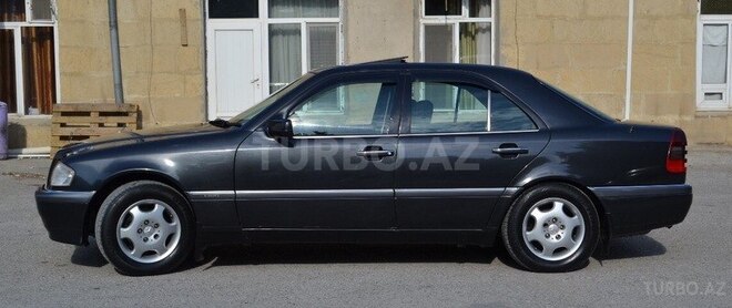 Mercedes C 220 1994, 327,000 km - 2.2 l - Bakı