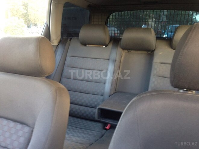 Audi A6 2002, 220,000 km - 2.5 l - Bakı