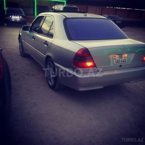 Mercedes C 230 2000, 246,800 km - 2.3 л - Bakı