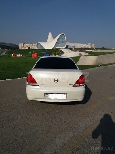 Nissan Sunny 2009, 160,000 km - 1.3 l - Bakı
