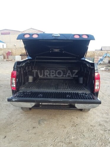 Nissan Navara 2012, 143,639 km - 2.5 l - Bakı