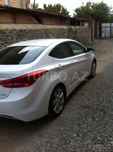 Hyundai Elantra 2012, 110,000 km - 1.8 l - Gəncə
