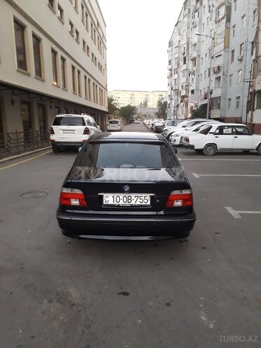 BMW 523 1999, 250,000 km - 2.5 л - Sumqayıt