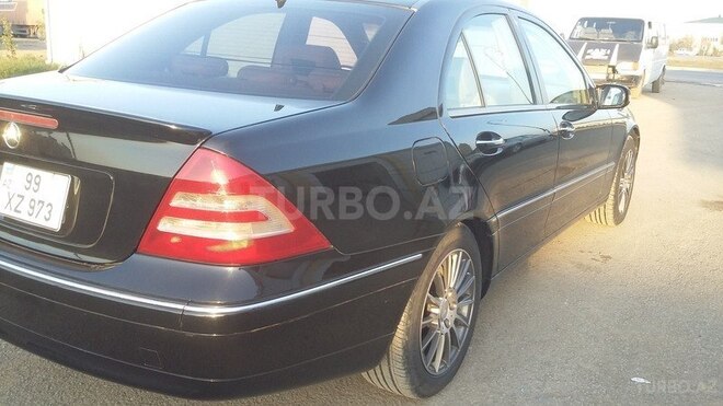 Mercedes C 240 2003, 310,411 km - 2.6 l - Biləsuvar