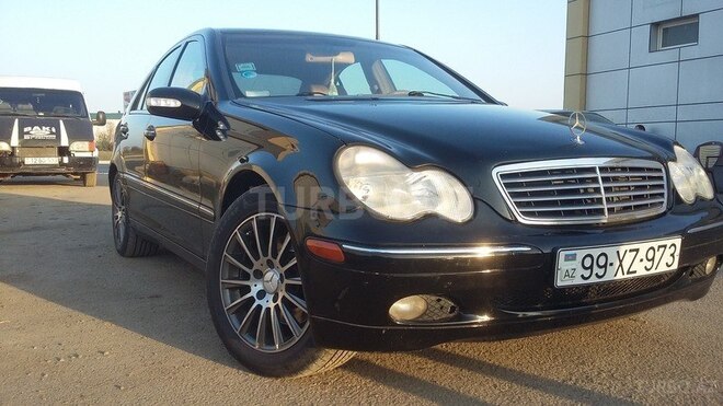 Mercedes C 240 2003, 310,411 km - 2.6 l - Biləsuvar