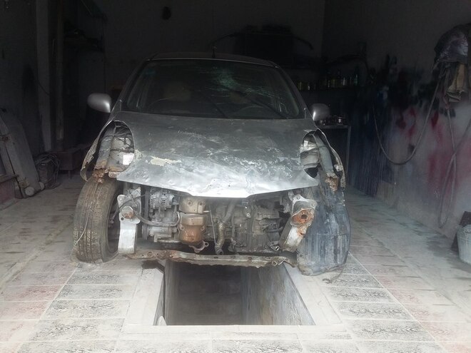 Nissan March 2002, 130,000 km - 1.2 л - Bakı