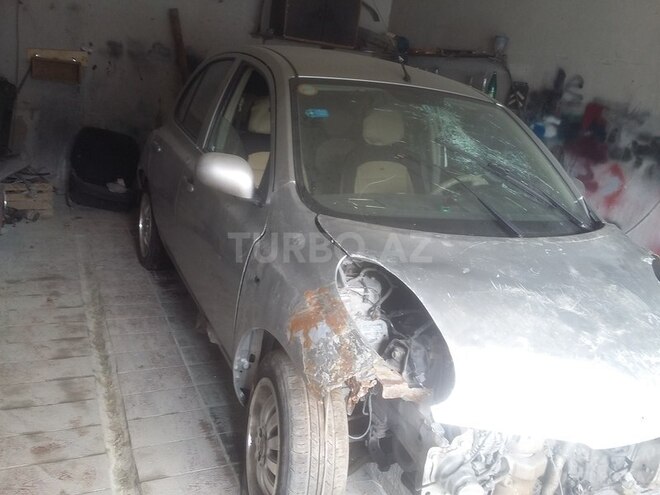 Nissan March 2002, 130,000 km - 1.2 л - Bakı