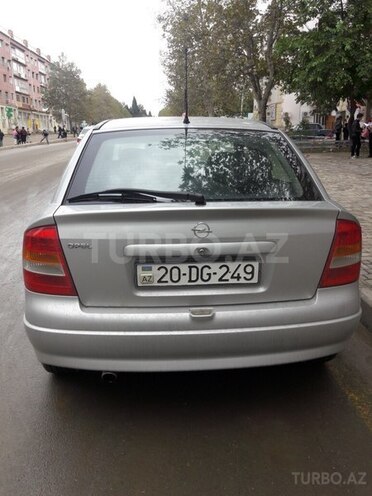 Opel Astra 1998, 210,000 km - 2.0 l - Gəncə