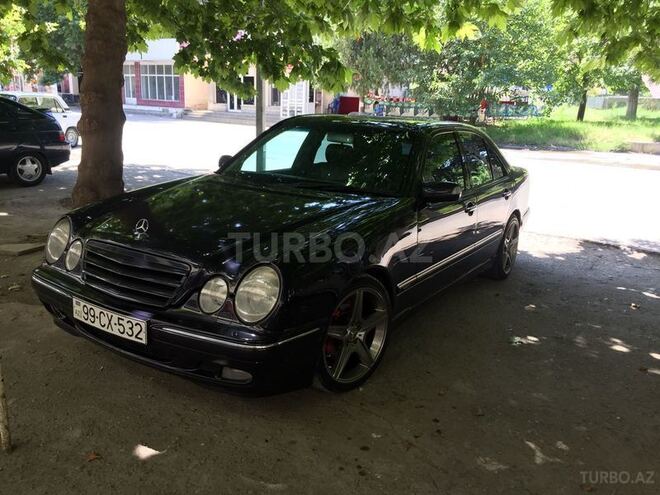 Mercedes E 220 2000, 385,000 km - 2.2 l - Mingəçevir