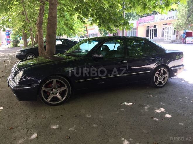 Mercedes E 220 2000, 385,000 km - 2.2 l - Mingəçevir